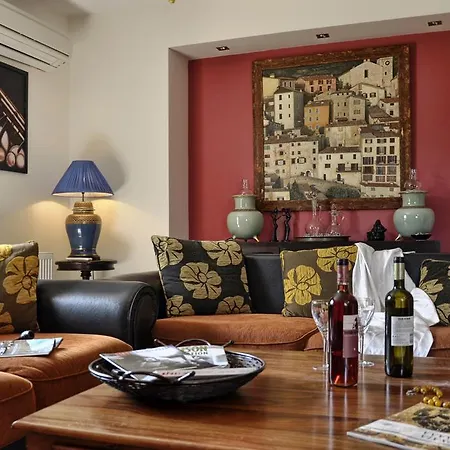 Jazz Rock With Large Private Pool בית נופש גאוביה