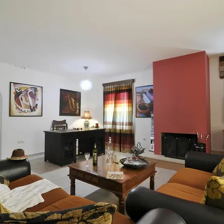 בית נופש Jazz Rock With Large Private Pool גאוביה