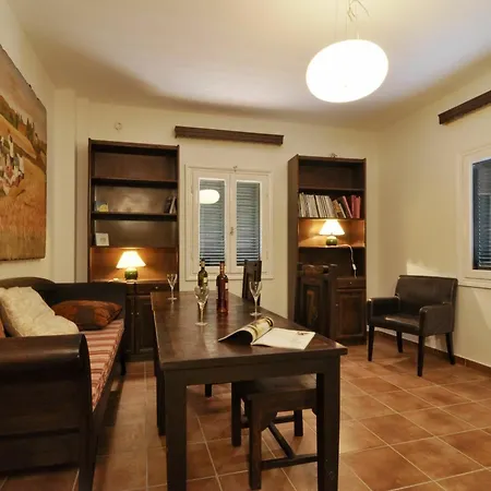 Jazz Rock With Large Private Pool בית נופש גאוביה